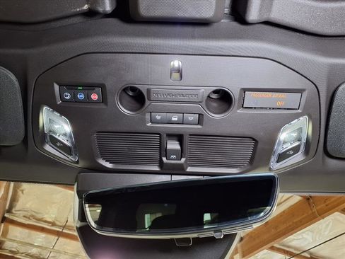 Used 2026 GMC Hummer EV SUV image 14