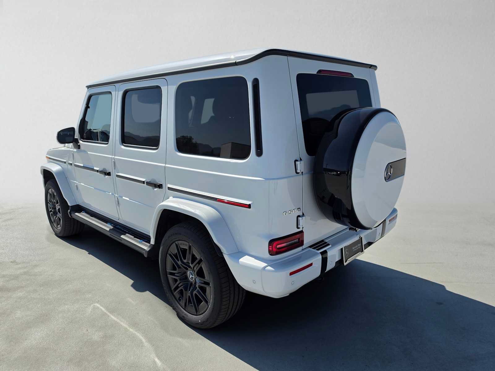 New 2027 Mercedes-Benz G 580 e image 5