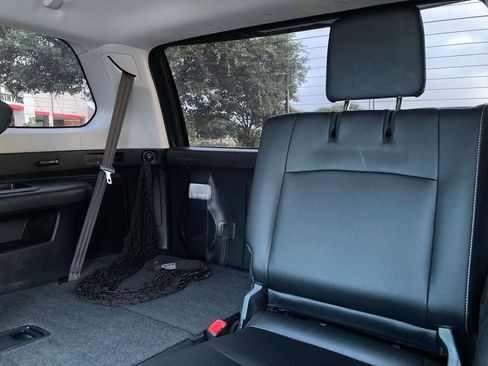 Used 2022 Toyota 4Runner SR5 Premium w/ Moonroof Package RWD image 11