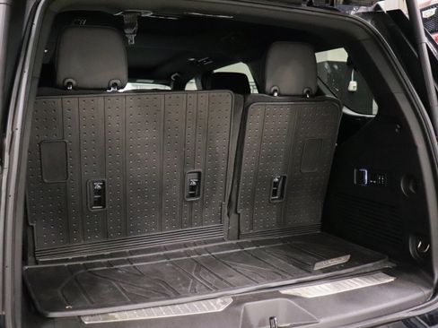 Used 2023 Chevrolet Tahoe RST w/ Luxury Package image 9