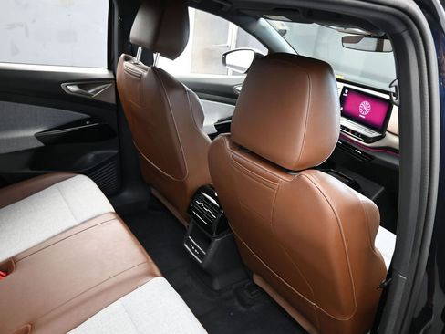 Used 2023 Volkswagen ID.4 Pro image 41