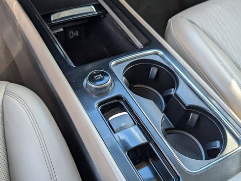 Used 2022 Lincoln Corsair Reserve w/ Luxury Package image 16