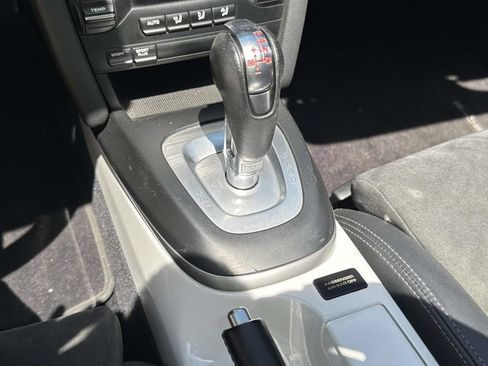 Used 2011 Porsche Boxster Spyder RWD image 24