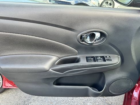 Used 2018 Nissan Versa SV image 20