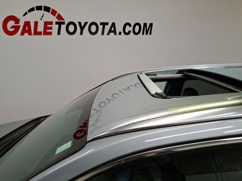 Used 2015 Toyota Highlander XLE image 6