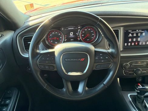 Used 2022 Dodge Charger SXT RWD image 21