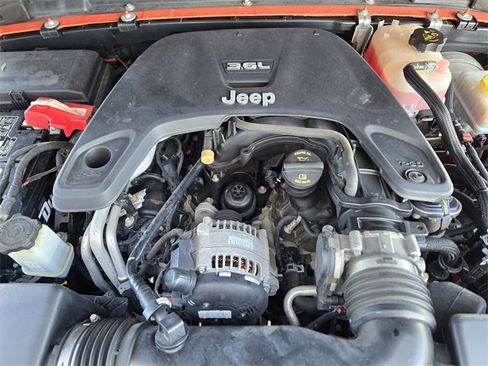 Used 2018 Jeep Wrangler Sport S image 28