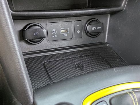 Used 2020 Hyundai Kona Limited image 22