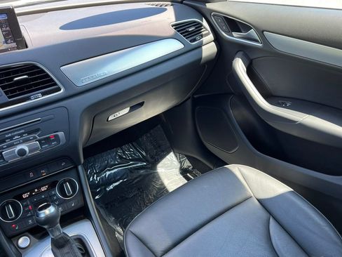 Used 2018 Audi Q3 2.0T Premium Plus w/ Premium Plus Package AWD/4WD image 34