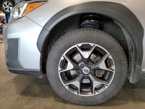 Used 2018 Subaru Crosstrek 2.0i Premium w/ Moonroof Package AWD/4WD image 9