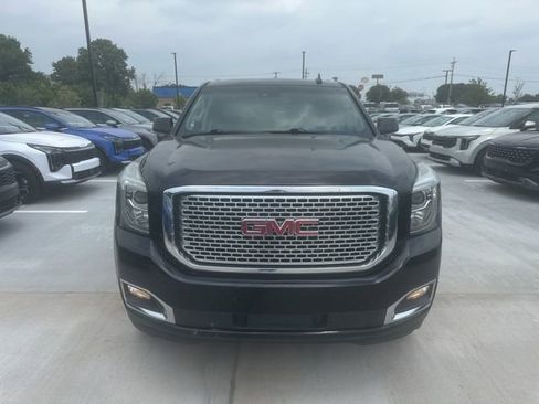 Used 2017 GMC Yukon Denali w/ Open Road Package AWD/4WD image 20