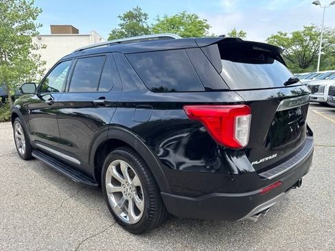 Used 2020 Ford Explorer Platinum w/ Premium Technology Package AWD/4WD image 21