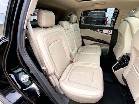 Used 2020 Lincoln Nautilus Reserve w/ Equipment Group 202A image 20