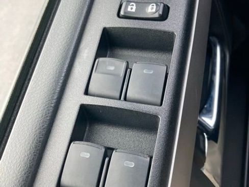 Used 2019 Toyota 4Runner SR5 Premium image 30