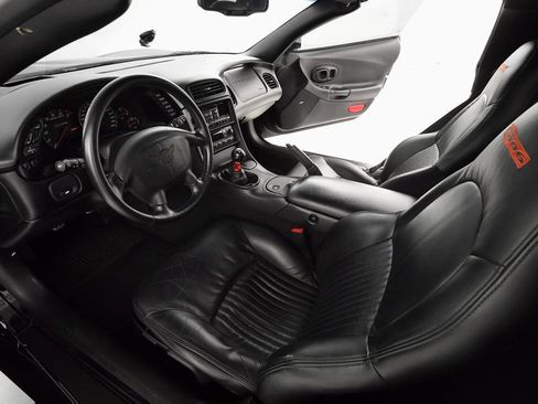 Used 2002 Chevrolet Corvette Z06 RWD image 18