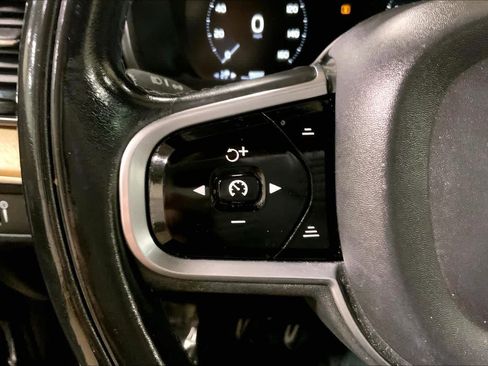 Used 2018 Volvo XC90 T6 Inscription w/ Convenience Package image 24