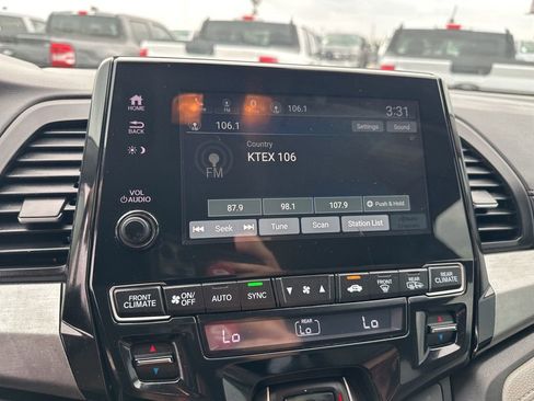 Used 2022 Honda Odyssey EX image 24