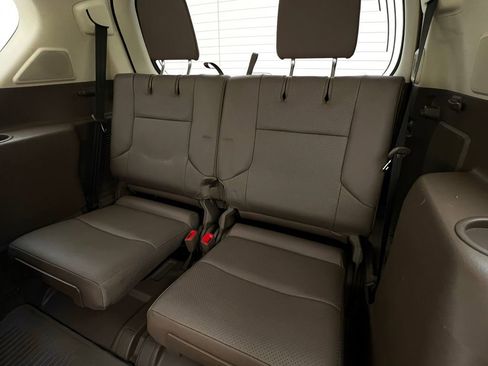 Used 2019 Lexus GX 460 Luxury w/ Sport Design Package image 16