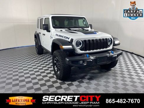 Used 2024 Jeep Wrangler Unlimited Rubicon 4xe w/ Technology Group AWD/4WD image 1