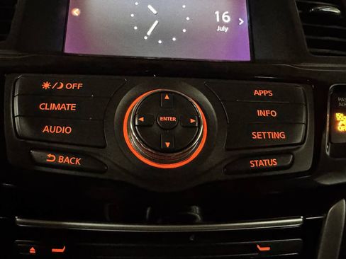 Used 2020 Nissan Pathfinder S FWD image 21