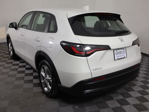 Certified 2025 Honda HR-V LX image 6
