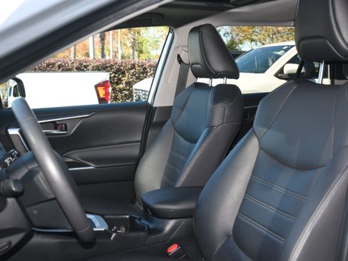 Certified 2023 Toyota RAV4 XLE Premium image 13