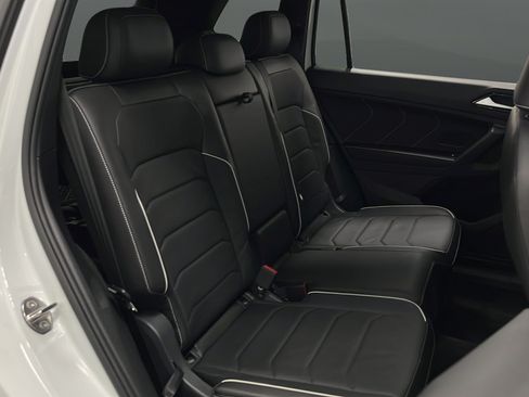 Used 2024 Volkswagen Tiguan SEL R-Line AWD/4WD image 25
