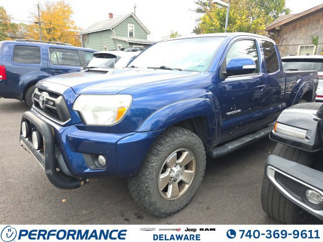 Used 2015 Toyota Tacoma 4x4 Access Cab V6 w/ TRD Sport Package image 1