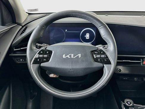 Used 2023 Kia Niro Wind w/ Wind Preserve Package FWD image 18