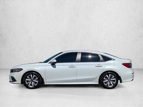 Used 2022 Honda Civic LX image 9