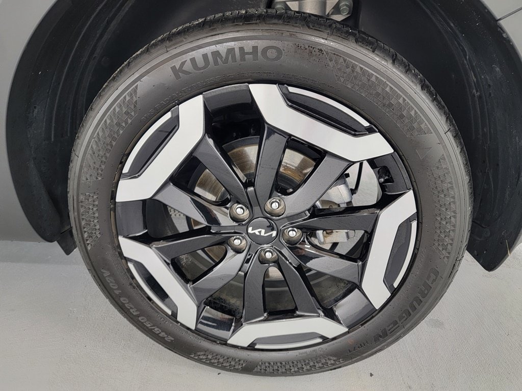 Used 2024 Kia Telluride S w/ S Sunroof Package FWD image 10