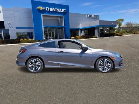Used 2018 Honda Civic EX-T image 26