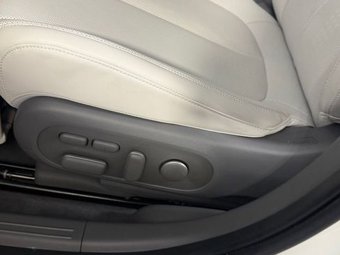 Used 2025 Hyundai Ioniq 5 Limited RWD image 27