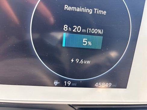 Used 2022 Hyundai Ioniq 5 SEL image 1