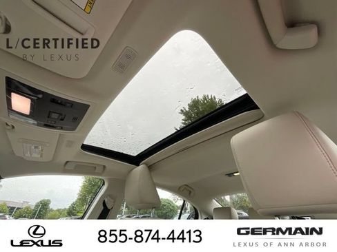 Certified 2024 Lexus ES 300h w/ Premium Package FWD image 21
