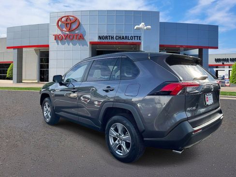 Used 2023 Toyota RAV4 XLE w/ Convenience Package FWD image 4