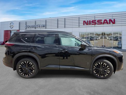 New 2026 Nissan Rogue Dark Armor FWD image 4