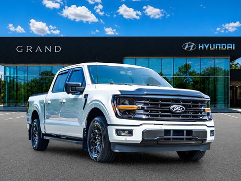Used 2024 Ford F150 XLT w/ Equipment Group 302A MID RWD image 8