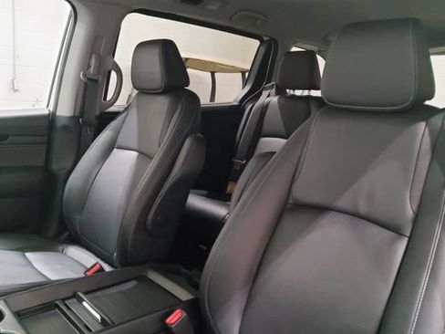 Used 2023 Honda Odyssey Touring image 15