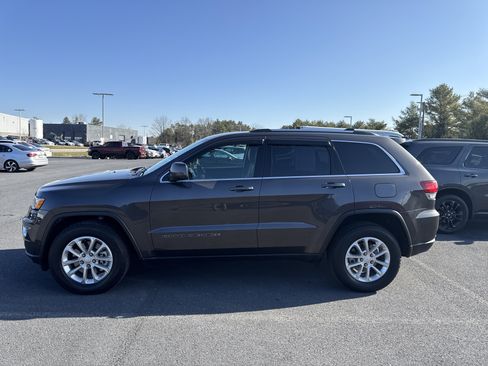 Used 2021 Jeep Grand Cherokee Laredo X image 5