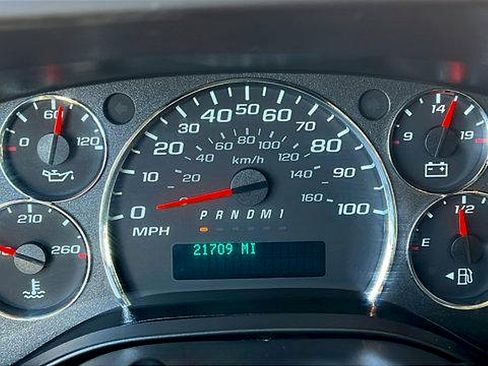 Certified 2022 Chevrolet Express 2500 w/ Driver Convenience Package image 26