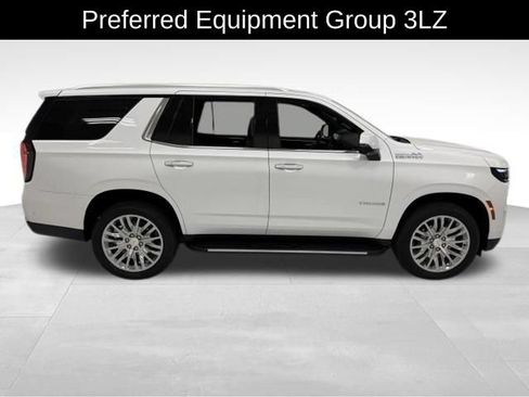 Certified 2025 Chevrolet Tahoe High Country w/ Sun And Tow Package AWD/4WD image 5