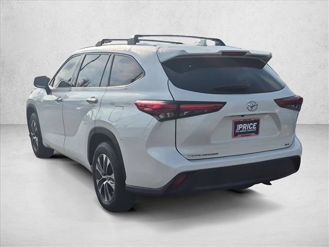 Used 2020 Toyota Highlander XLE FWD image 7