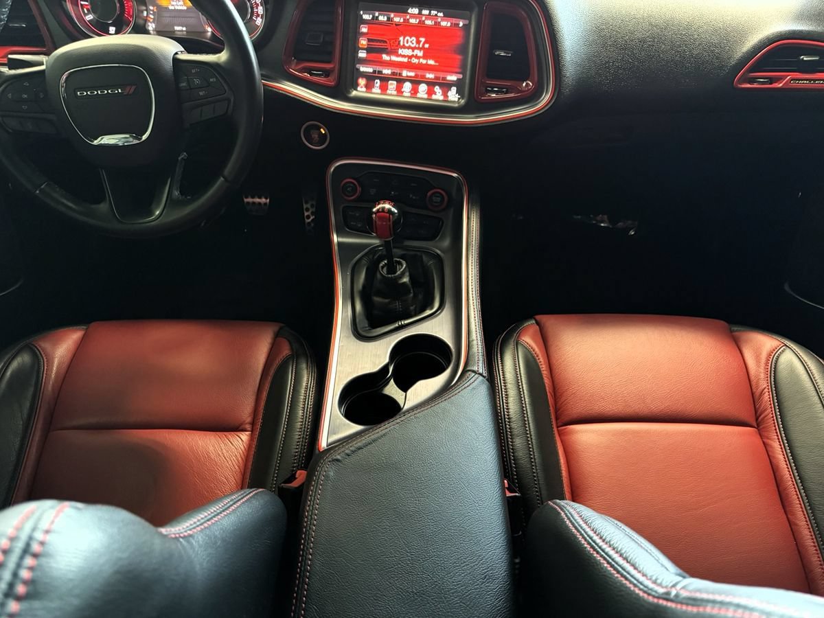 Used 2016 Dodge Challenger R/T Scat Pack RWD image 23