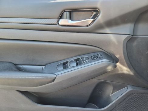 Certified 2025 Nissan Altima 2.5 SV image 25