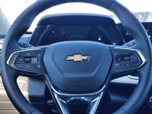 New 2026 Chevrolet Trax LT w/ Driver Confidence Package image 10