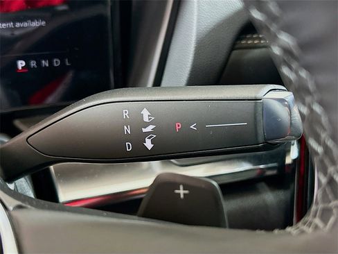 Used 2026 GMC Terrain Elevation w/ Elevation Premium Package image 15