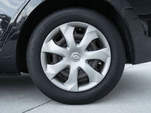 Used 2014 MAZDA MAZDA3 i Sport image 26