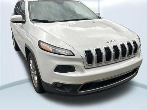 Used 2016 Jeep Cherokee Limited FWD image 3