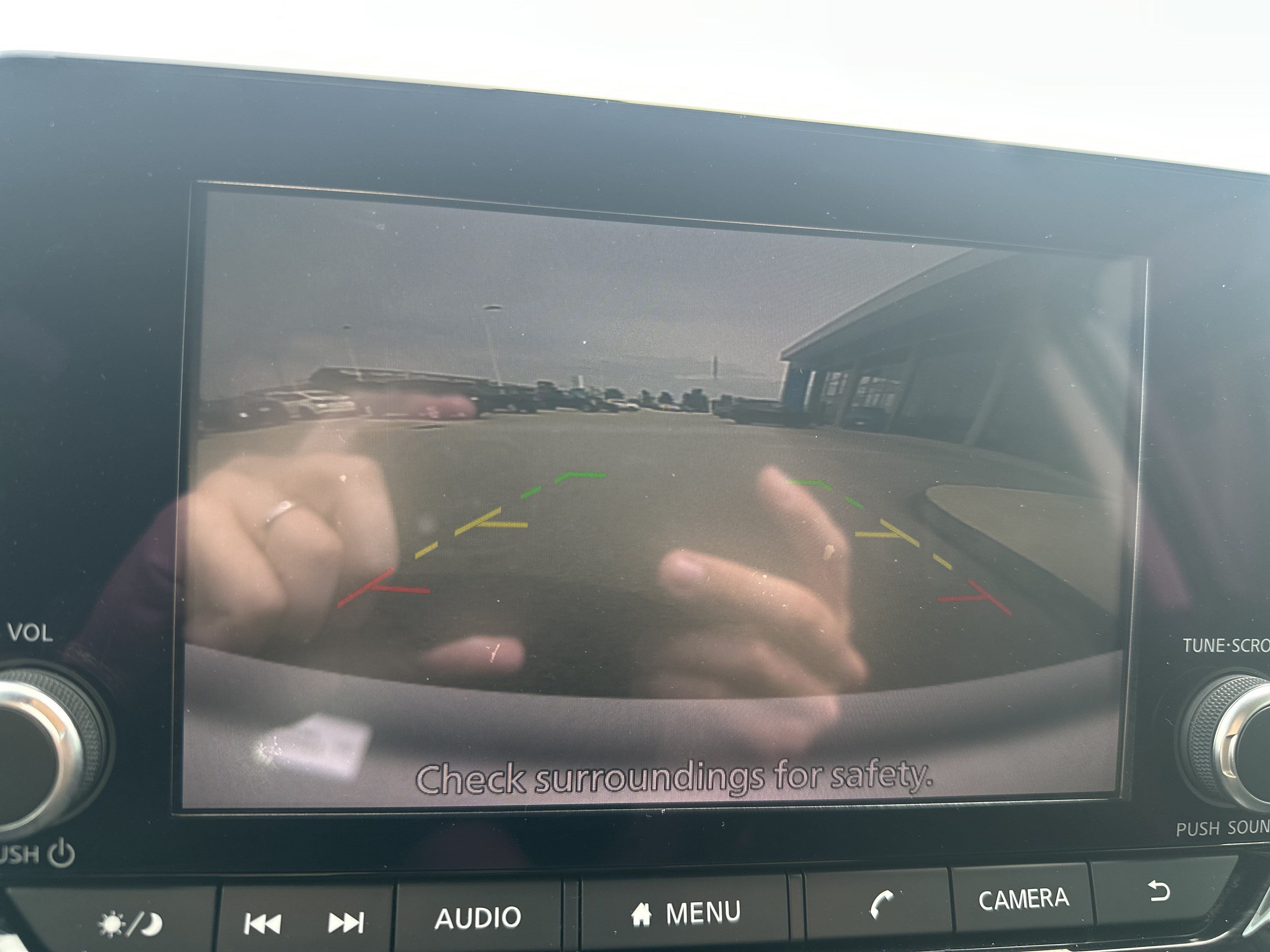 Used 2022 Nissan Pathfinder SV AWD/4WD image 19